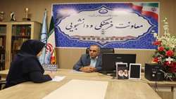 کار در دانشگاه و خدمت به دانشجویان افتخار است