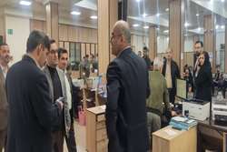 حضور سرپرست معاونت توسعه مدیریت، منابع و برنامه ریزی دانشگاه علوم پزشکی گیلان در بانک رفاه مرکز استان