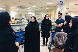 بازدید شبانه مدیر امور پرستاری دانشگاه از بخش‌های مرکز آموزشی درمانی رازی