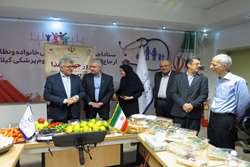 سفره‌ی صبحانه‌ی سالم با حضور رئیس دانشگاه در معاونت بهداشتی برگزار شد