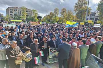  حضور جامعه بزرگ دانشگاه علوم پزشکی گیلان در راهپیمایی سیزده آبان