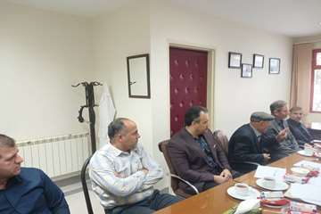 هم‌اندیشی توسعه سلامت رستم‌آباد با مشارکت دانشگاه و خیرین سلامت